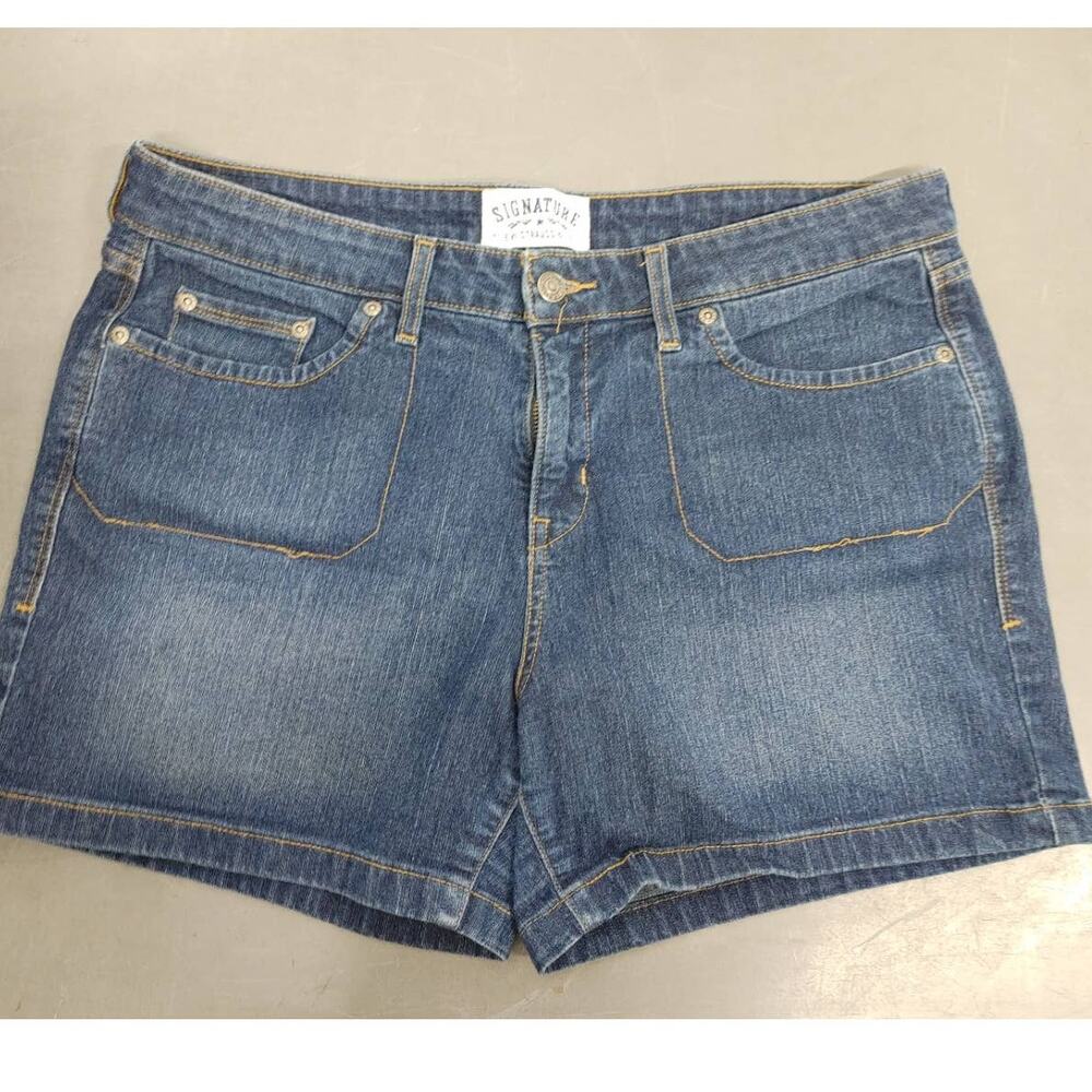 Signature Levi Strauss Jean Denim Shorts Sz 12 Medium Wash